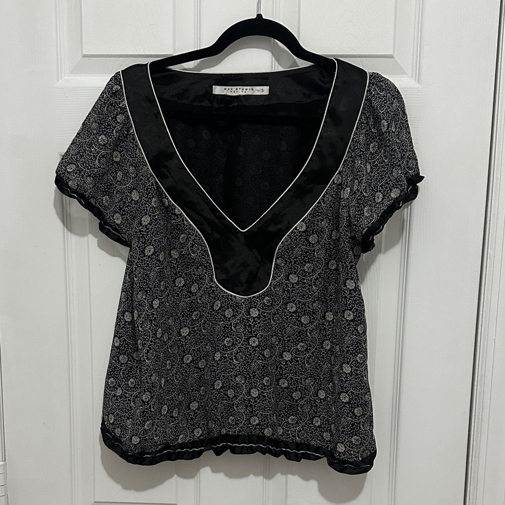 Max Studio Short Sleeve V Neck Blouse